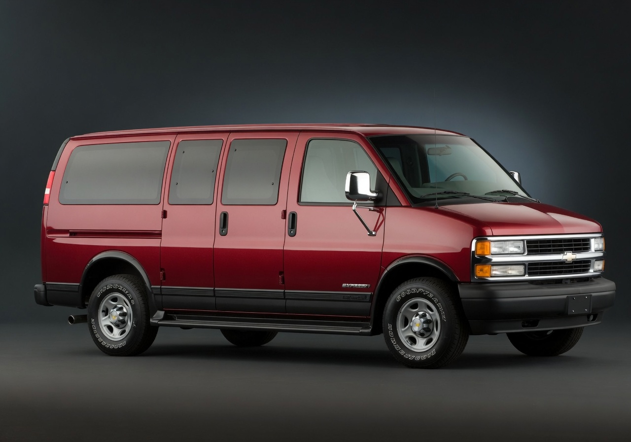 Illustration of a 1996 Chevrolet Express 2500 Passenger